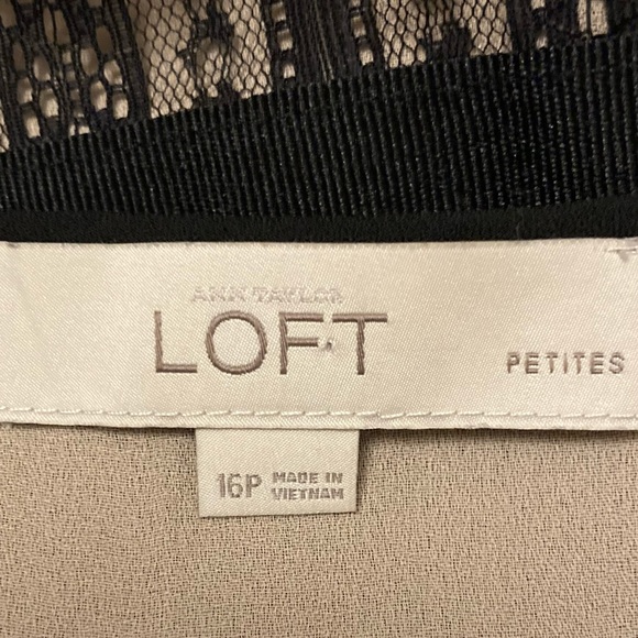 Loft Blouse - Picture 4 of 4